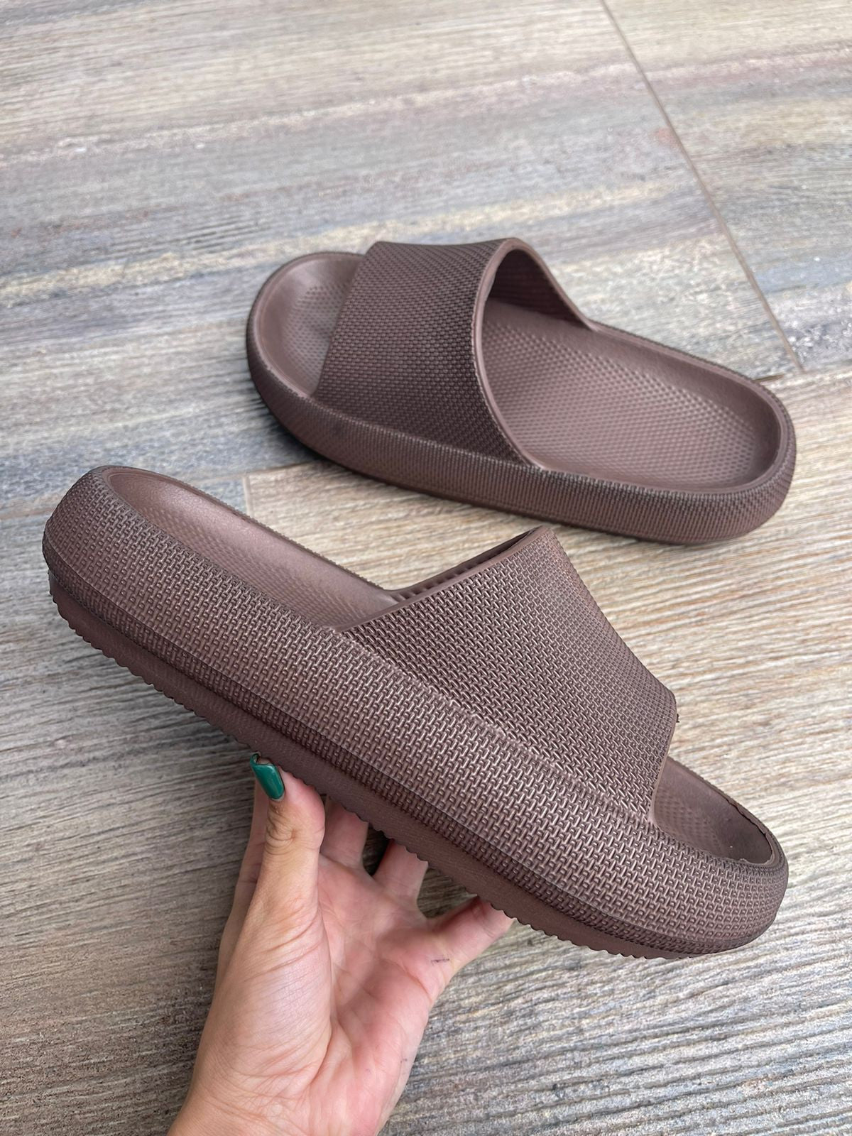 SANDALIA EVA CAPELLADA