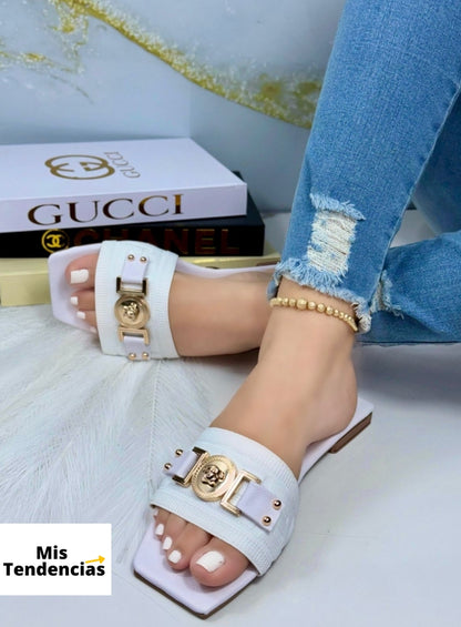 SANDALIA PLANA REF. MONEDA