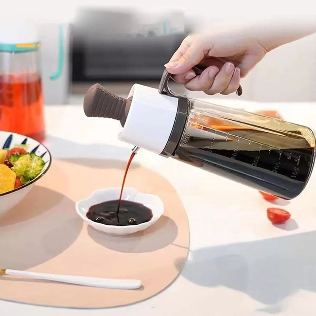 Botella dosificadora de aceite 2 en 1 con cepillo