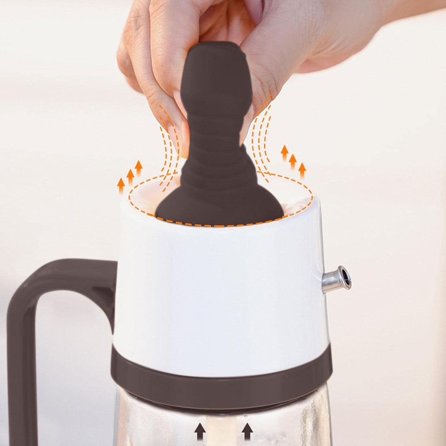 Botella dosificadora de aceite 2 en 1 con cepillo