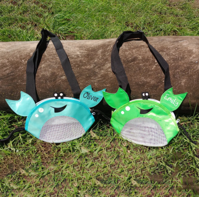 Bolsa de playa en forma de cangrejo para sujetar conchas, arena y juguetes