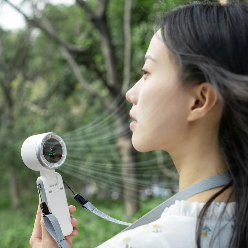 Ventilador turbo portátil de mano refresca tus días