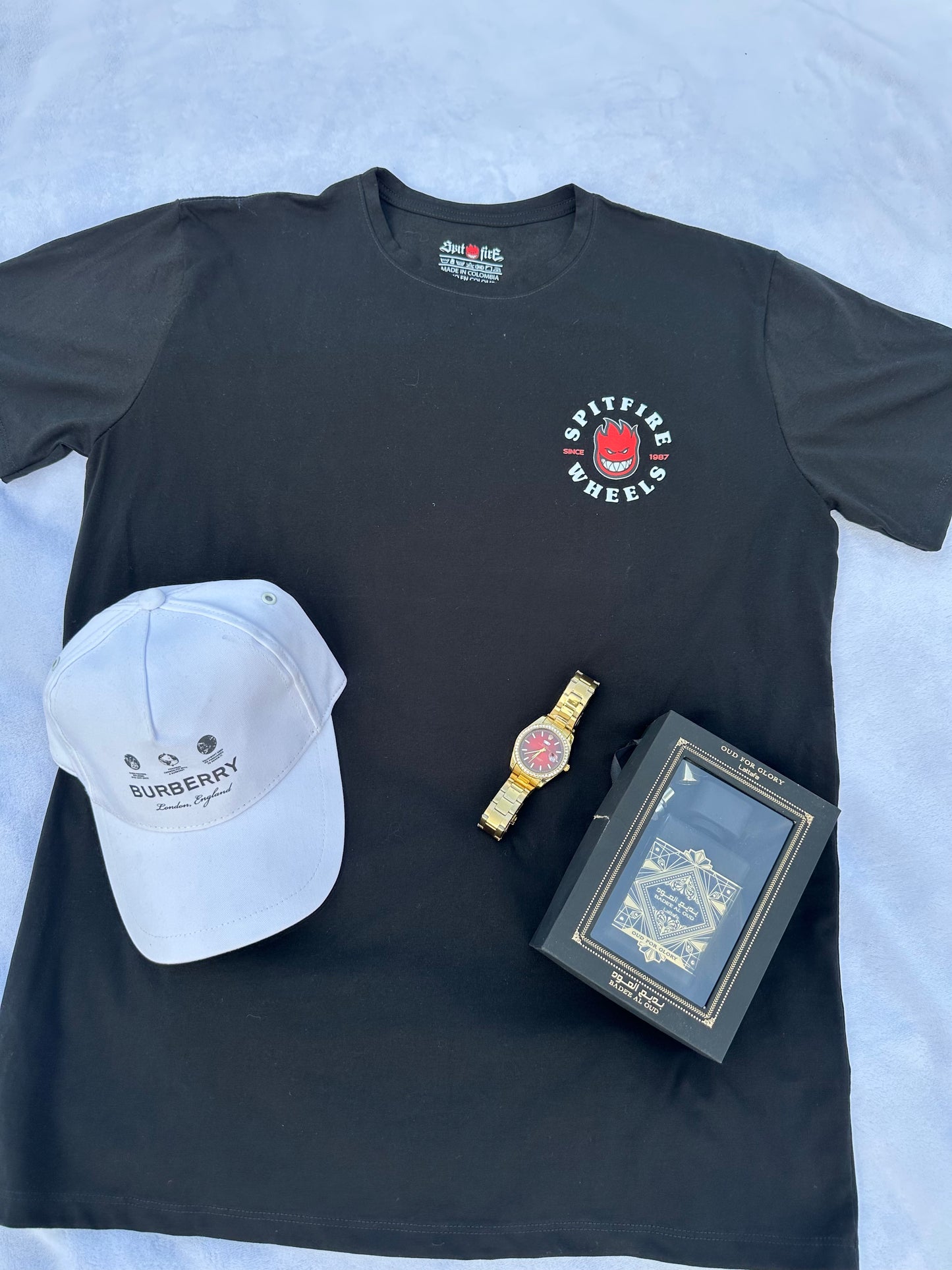 SUPER COMBO Camiseta Gorra Reloj y Loción