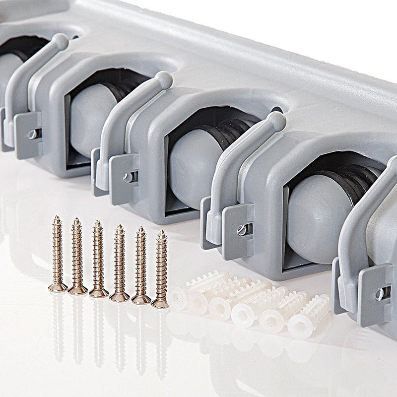 Soporte para escoba y fregona con ganchos