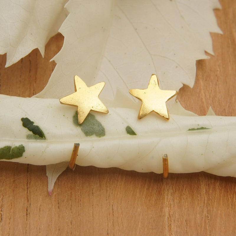 Pendientes Huggie Little Star (compra 1 par lleva otro par gratis)