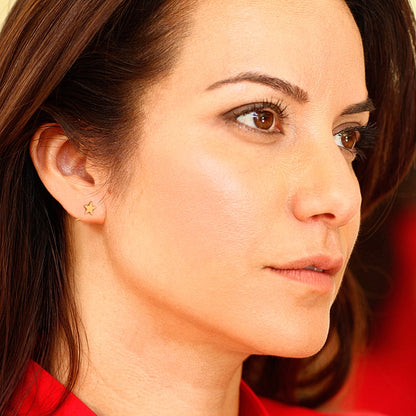 Pendientes Huggie Little Star (compra 1 par lleva otro par gratis)